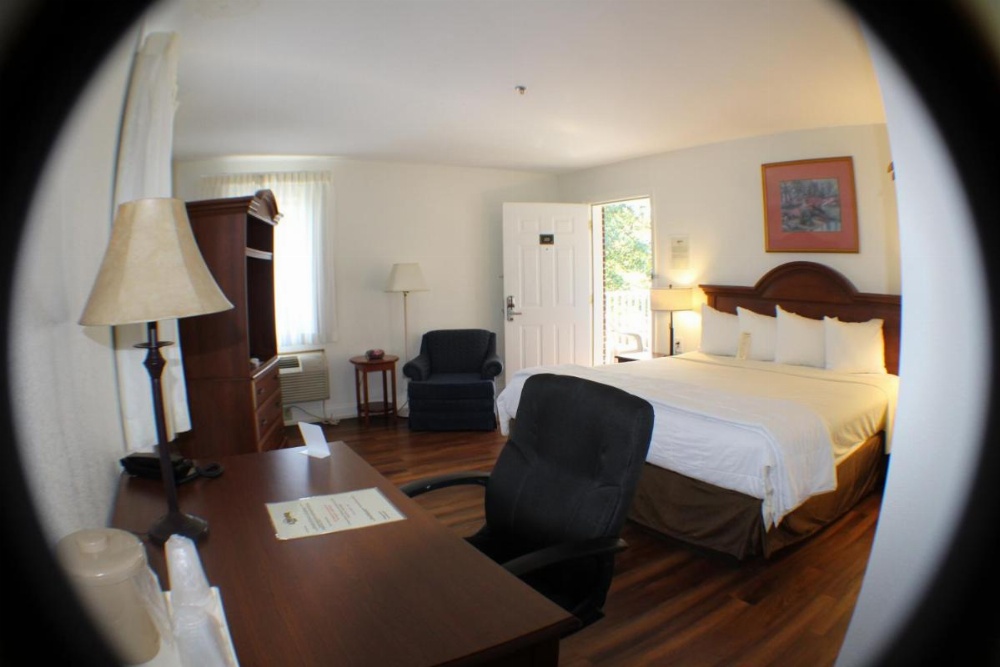 Inn at Cemetery Hill Image 14
