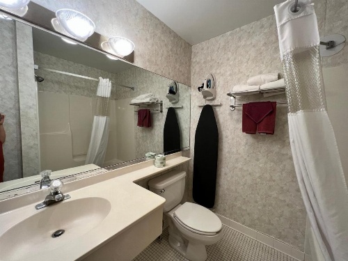 Inn at Cemetery Hill image 21