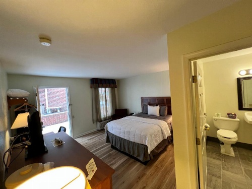 Inn at Cemetery Hill image 28